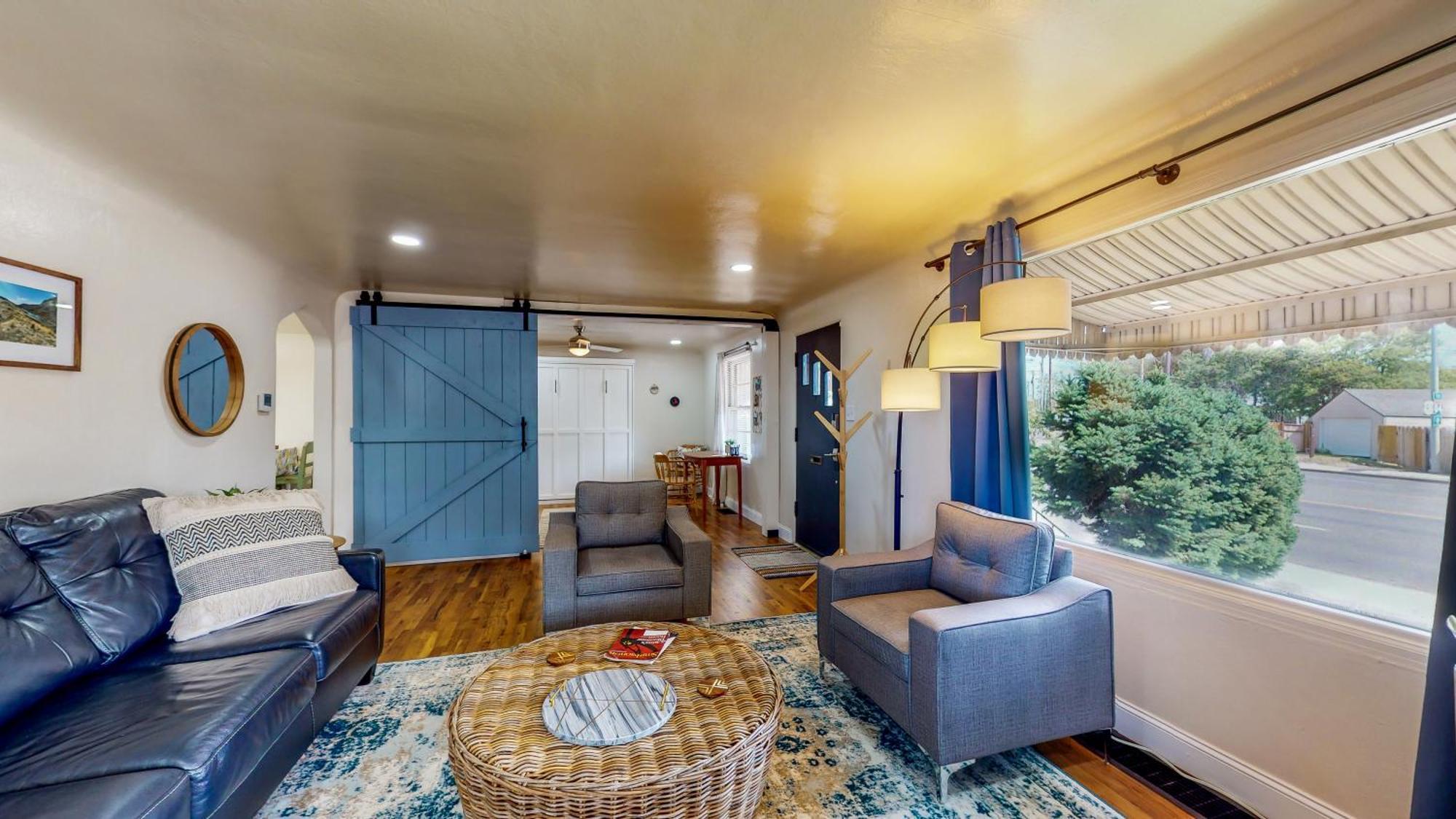 Charming Downtown Bungalow - King Bed, Office Twin Falls Exterior photo